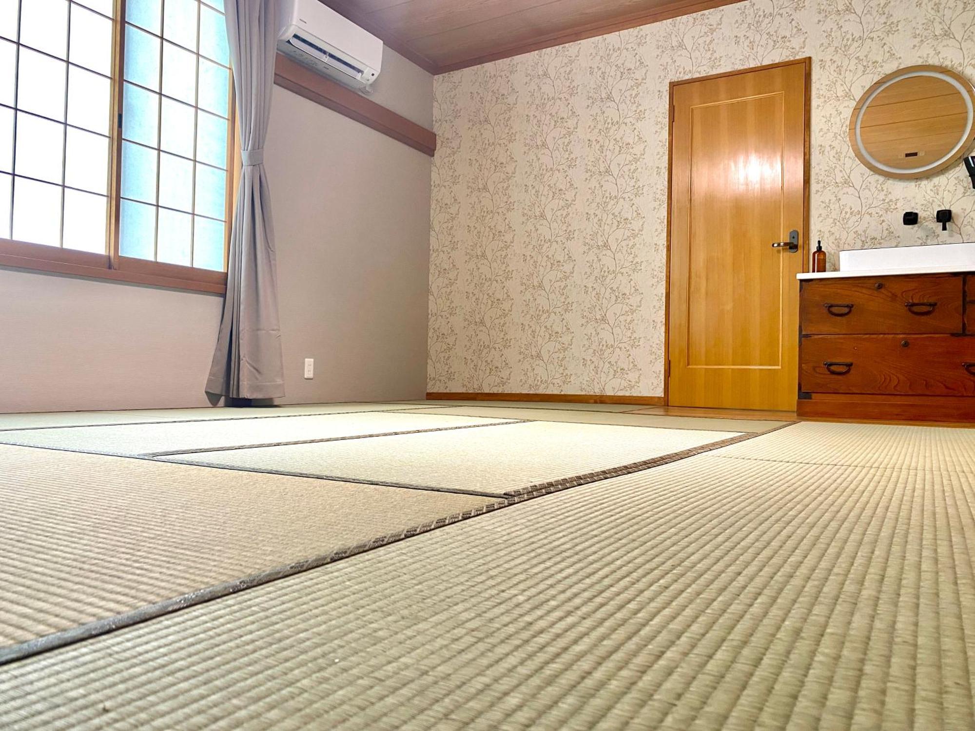 Togari Inn Suites 飯山市 エクステリア 写真