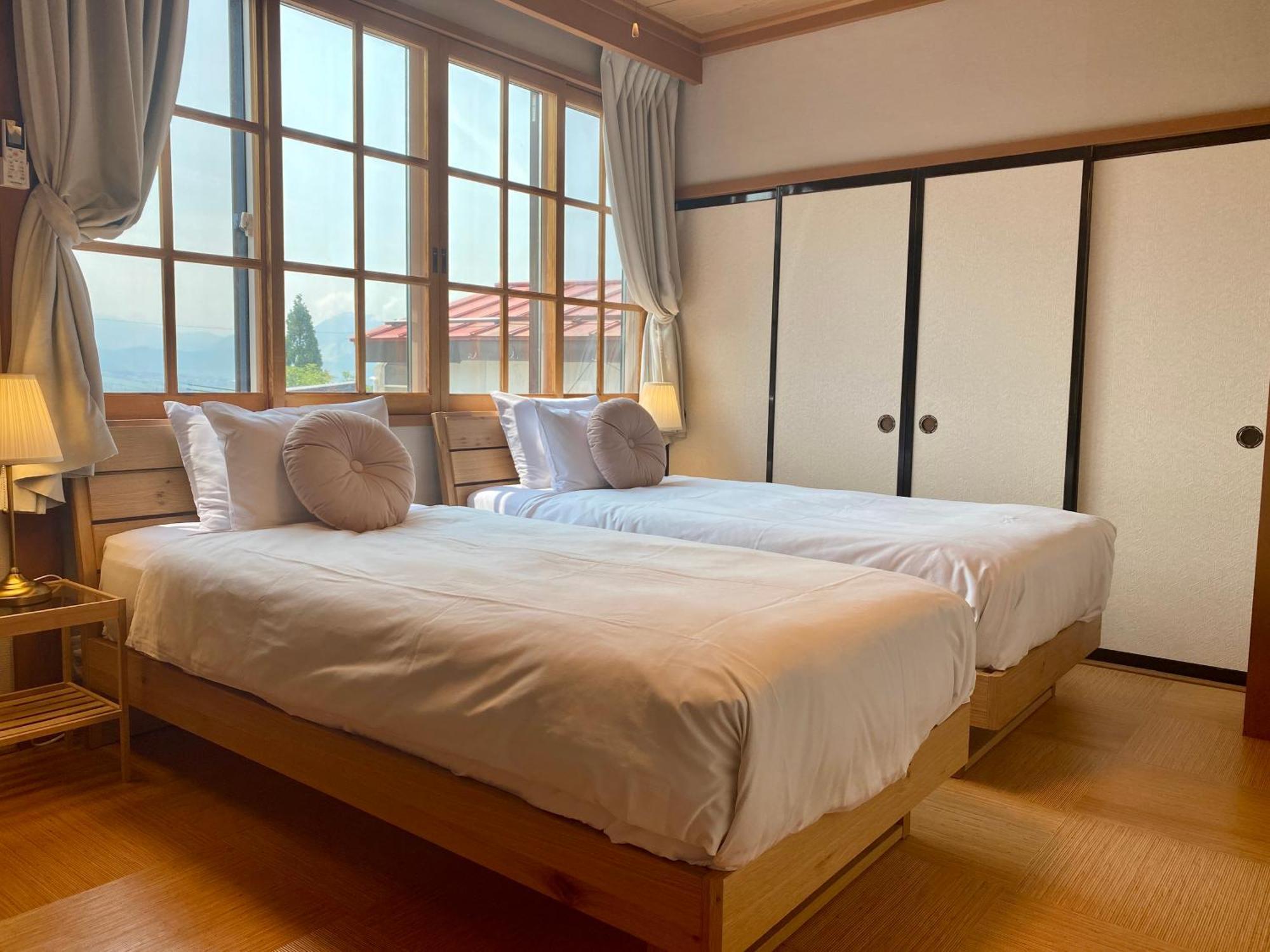 Togari Inn Suites 飯山市 エクステリア 写真