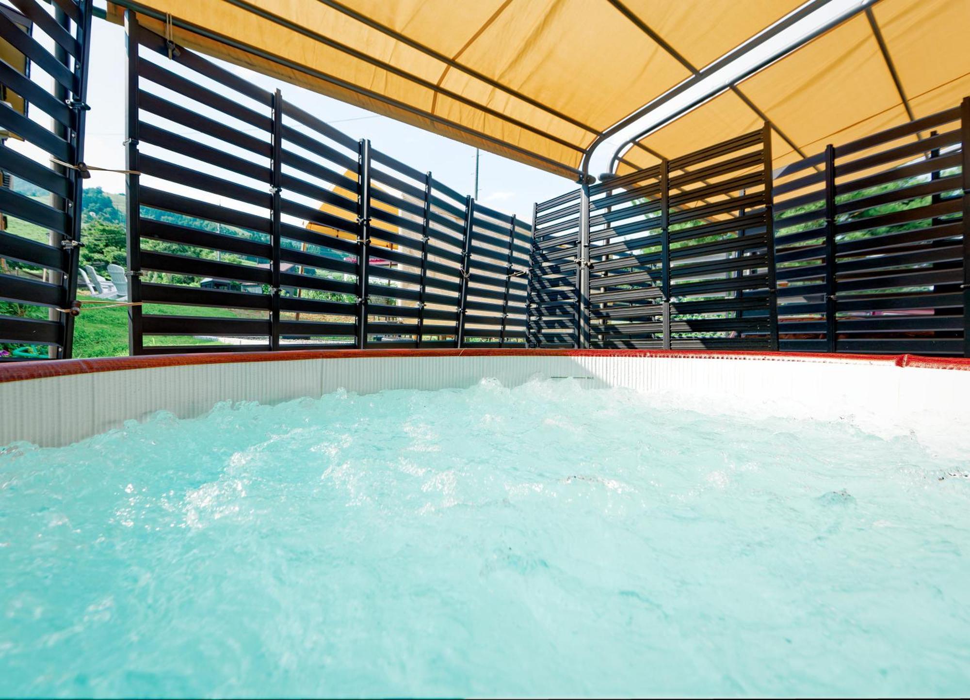 Togari Inn Suites 飯山市 エクステリア 写真